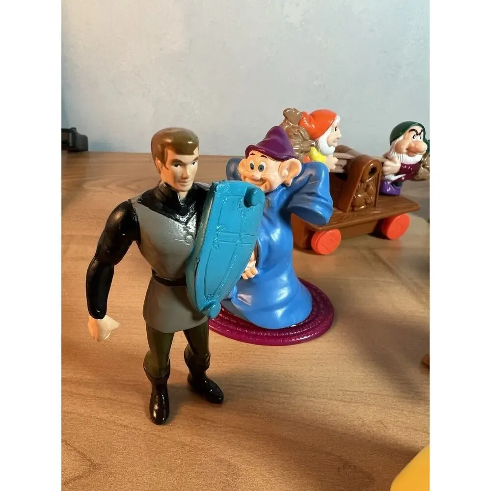 Bundle Of 9 Snow White Vintage Toys Fast Food 1990s